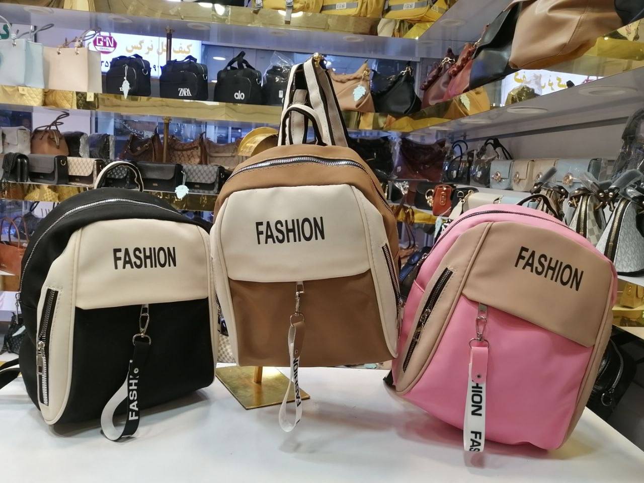 کوله پشتی جادار مینیمال کد 780