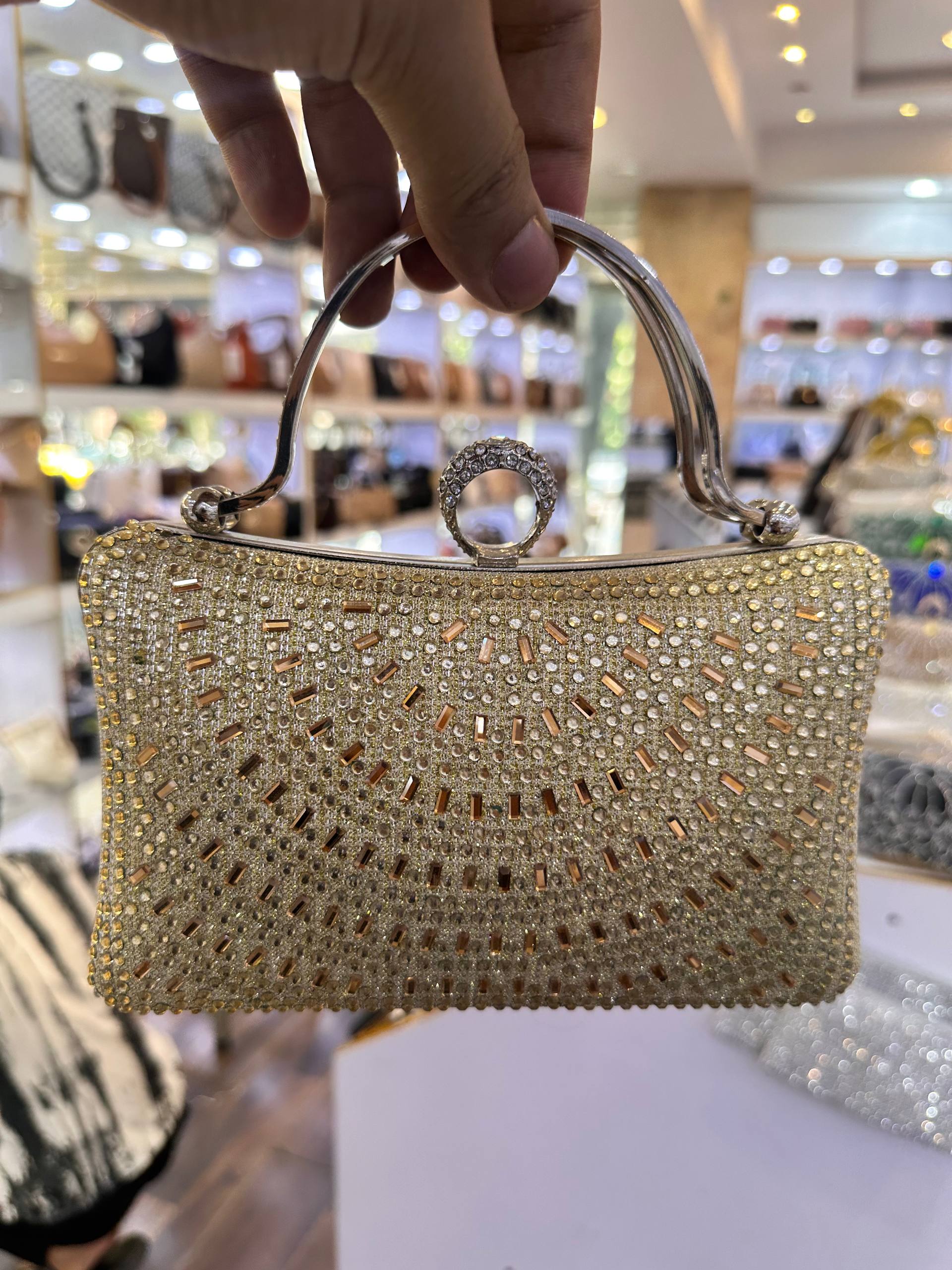 کیف مجلسی زنانه یراق نقره ای کد 970
